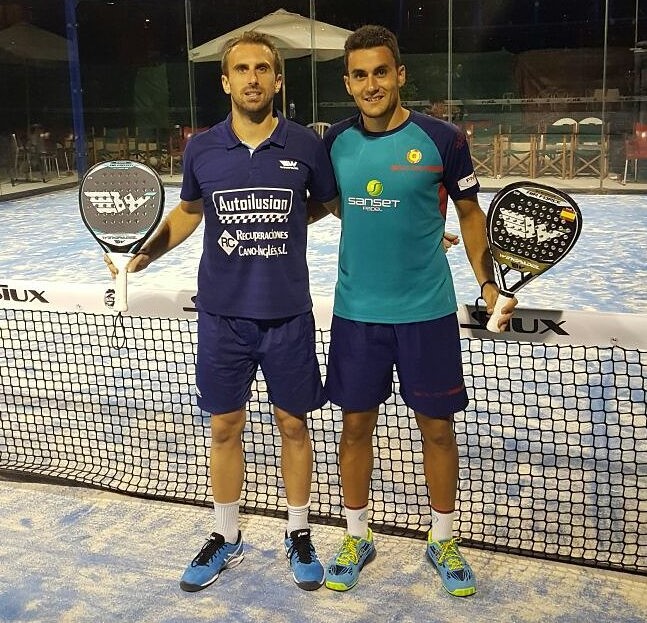 Víctor Ruiz y Raúl Marcos, campeones del I Torneo Bullpadel
